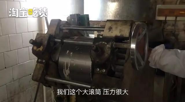 这家开了70年的面店，拥有上海仅存的古董级压面机！好吃得没话讲