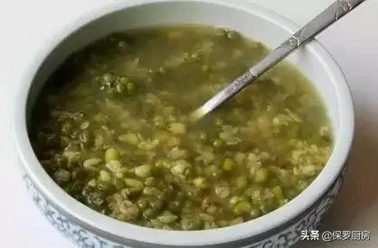 2分钟熬绿豆汤的方法，透心清凉绿豆汤，轻轻松松喝起来